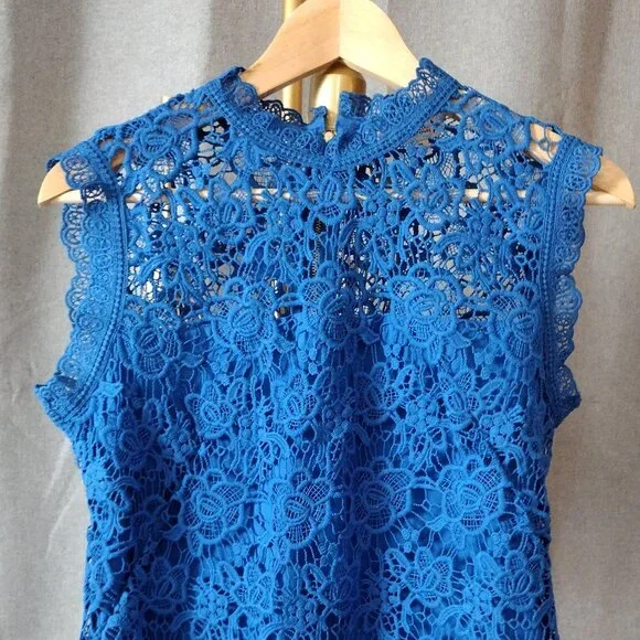 Nanette Lepore Romantic Lace Moment Blue Floral Lace Top Women’s M Sleeveless - Picture 3 of 8